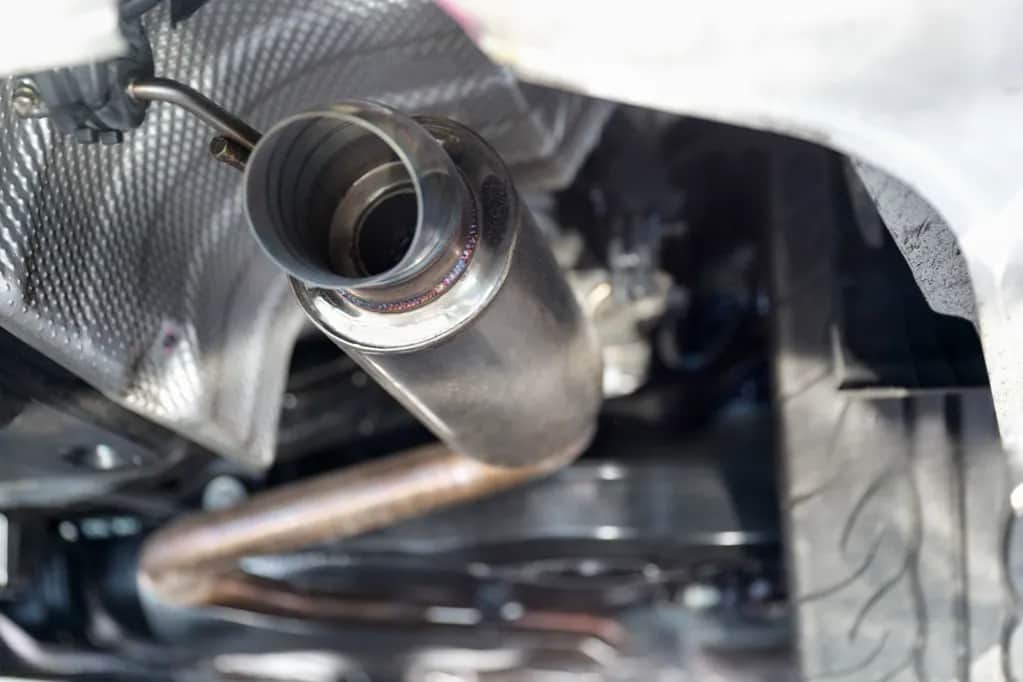 Jakim sposobem spawać wydech? Poznaj najlepsze metody i porady