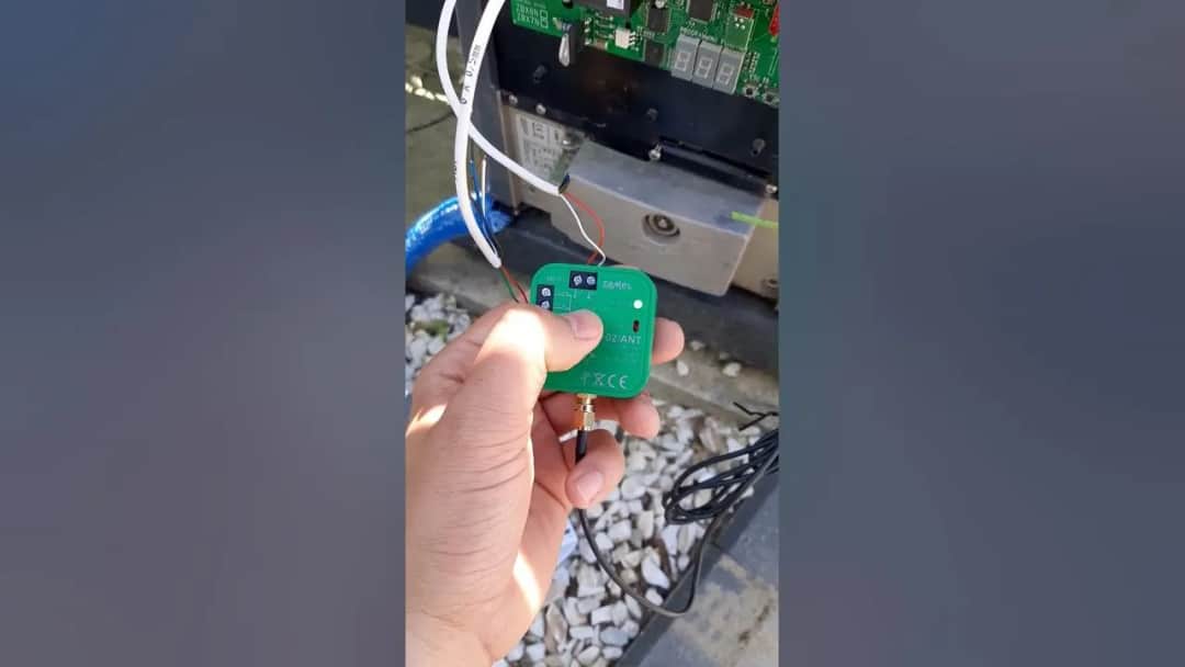 Jak podłączyć sterownik do bramy: uniknij najczęstszych błędów